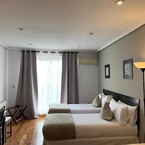 New Point Madrid Apartments
